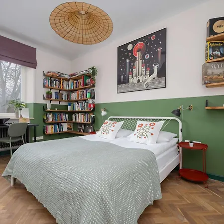 Modern With 2 Bedrooms Close To The Pge Stadium By Renters Апартаменты