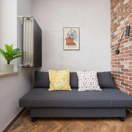 Modern With 2 Bedrooms Close To The Pge Stadium By Renters Апартаменты *