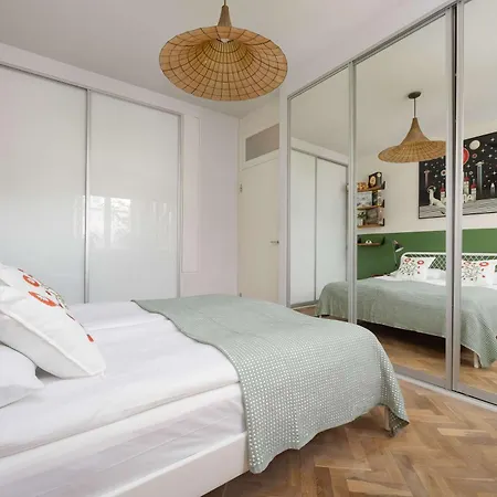 Modern With 2 Bedrooms Close To The Pge Stadium By Renters Варшава