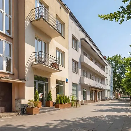 Апартаменты Modern With 2 Bedrooms Close To The Pge Stadium By Renters *